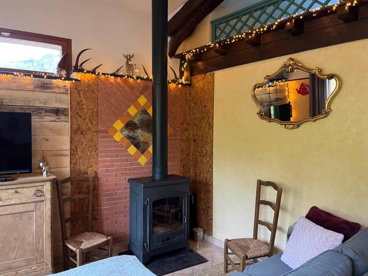 Charmant logement dans village de montagne - Ferienwohnung Esbareich