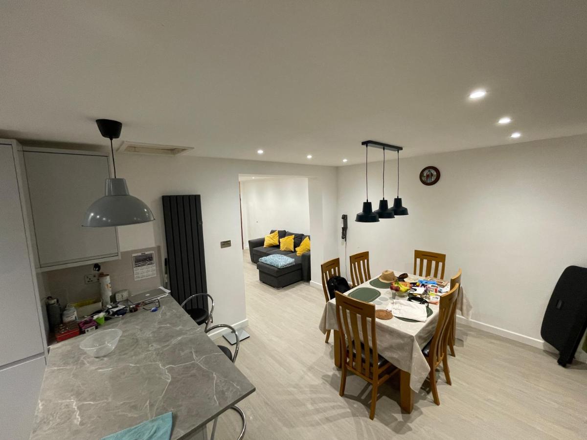 Dein Haus - B&B Tile Hill