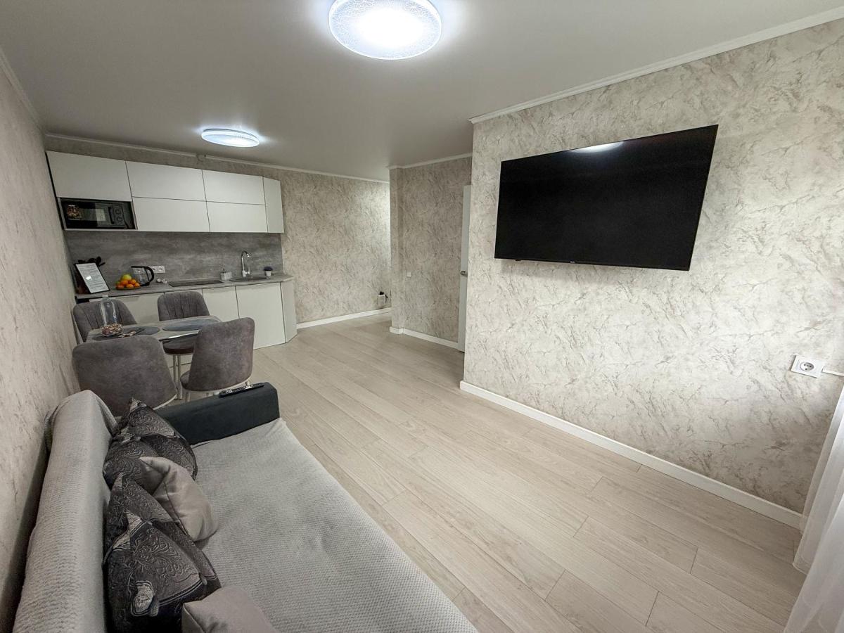 1-комнатная квартира в центре на 1 Мая 81 - B&B Qostanay