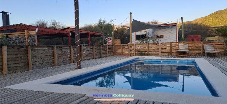 Hermosa Cabaña en Colliguay - B&B Cerro Viejo