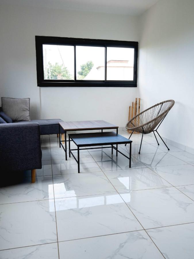 Résidence SASA - Appartements Calmes & Centraux pour Voyages d'Affaires - Chambres d'hôtes Mamoudzou
