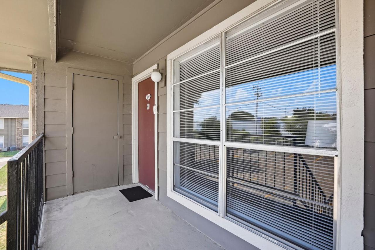 Apt Major Hospitals and A&M U - B&B College Station