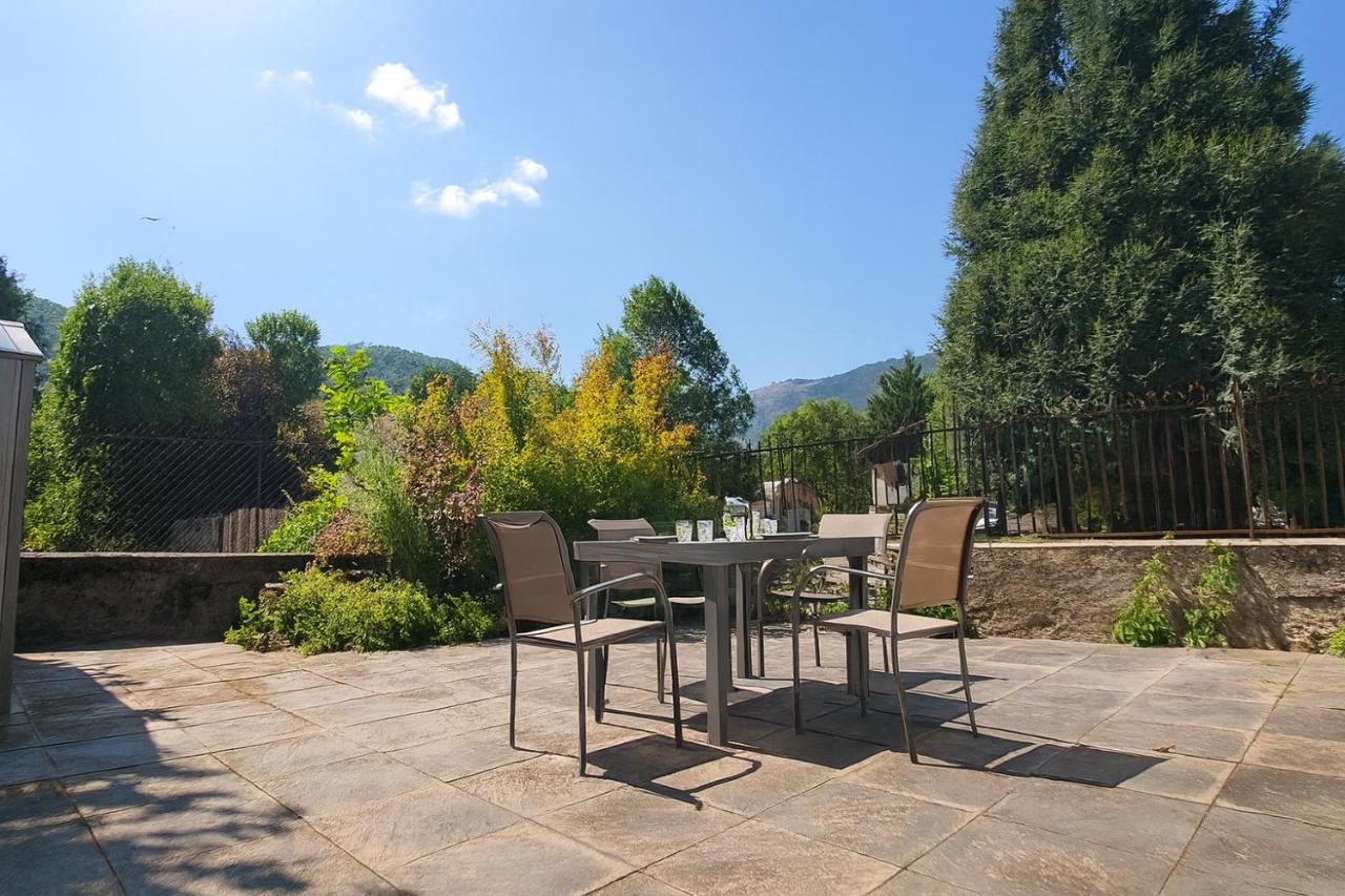 Maisonnette au coeur des Pyrénées - B&B Saléchan