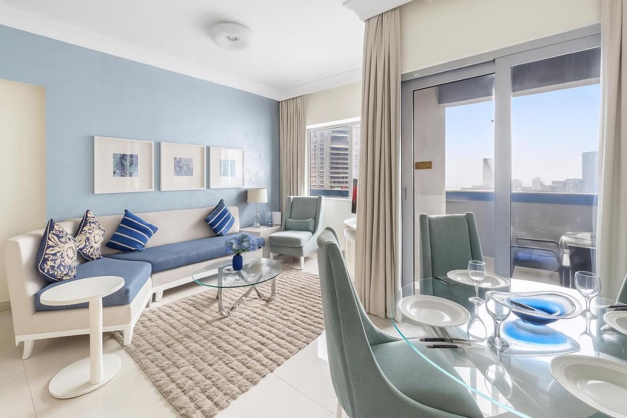 LUX 1 bed flat with Burj Khalifa View - 3 minute walk to Dubai Mall - Best Location - Best Balcony View - Ferienwohnung Dubai