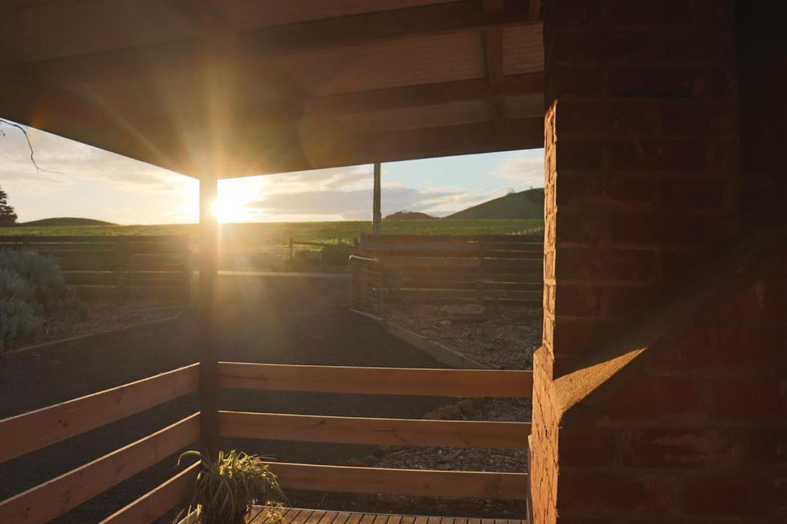 Black Rock Cottage - B&B Camperdown