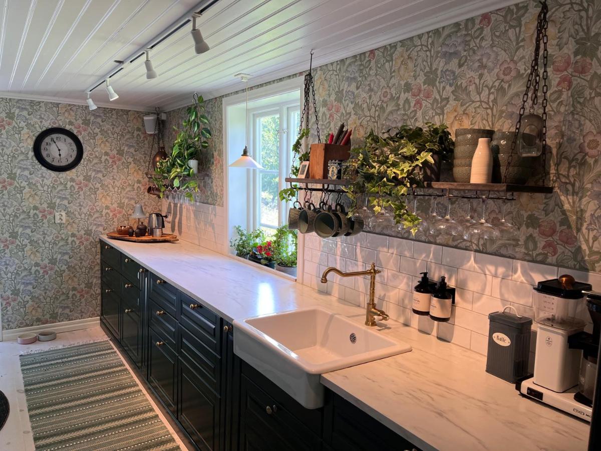Cozy house in the countryside - B&B Torestorp