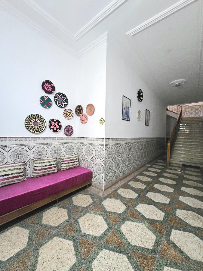 KARAZ Homestay Grand appartement avec rooftop - B&B Al Aaroui