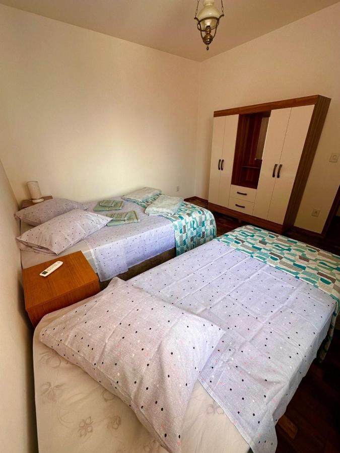 Habitación Triple con baño privado externo

