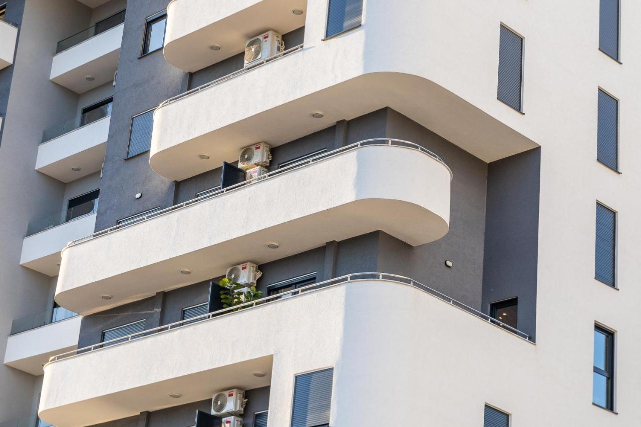 Kaltak Luxury Stay - Bed and Breakfast Bar