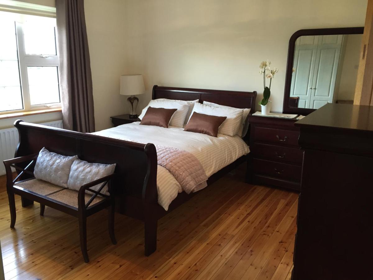 Double Room with Lake View