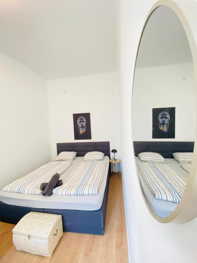 Beautiful 5BR shared Apartment 7 Min to Westbahnhof - Ferienwohnung Wien