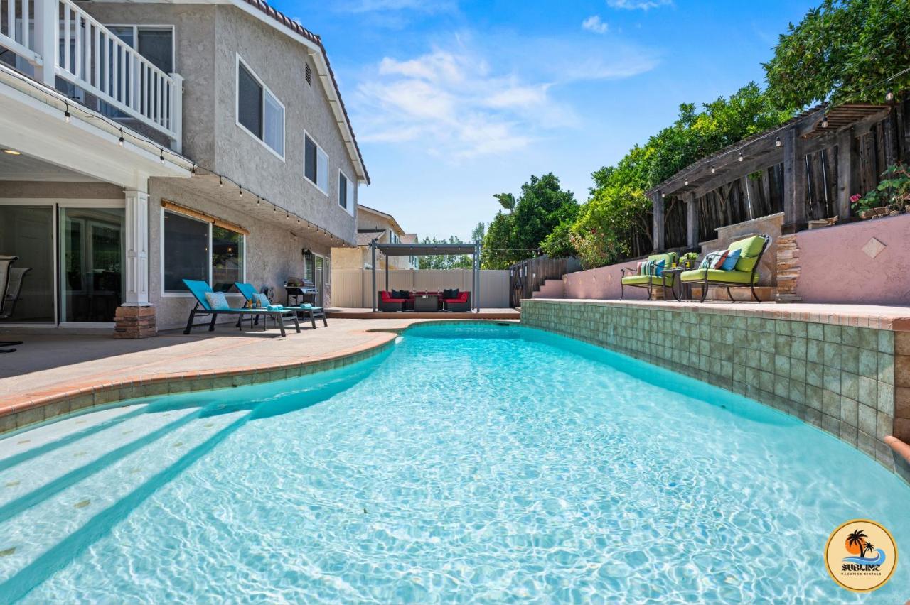 Cozy Tierrasanta Escape-4BR, Pool, Firepit, Games! - B&B San Diego