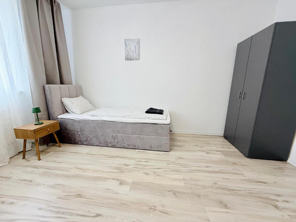 Family Apartman Michalovce - B&B Michalovce