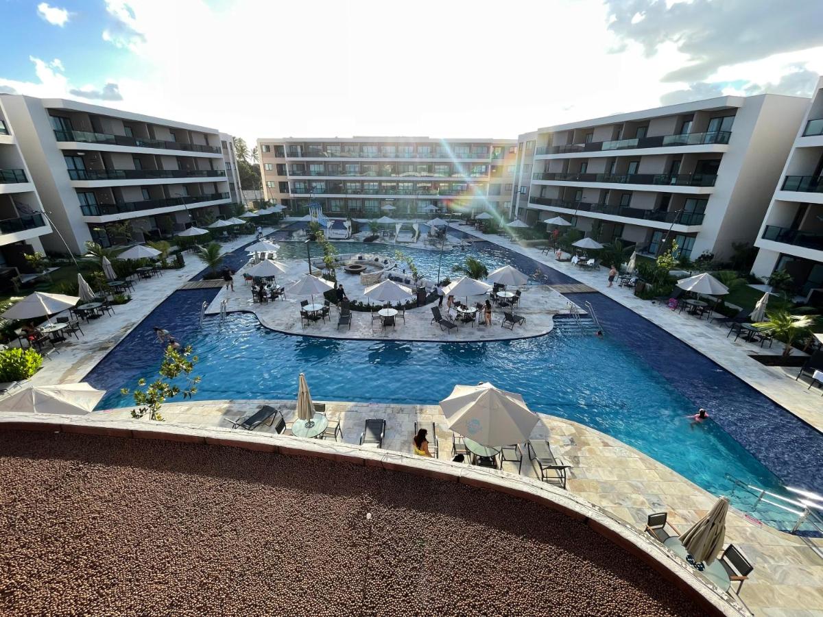 Flat em Muro Alto - Resort Malia Beach - Vista Piscina Principal - B&B Ipojuca