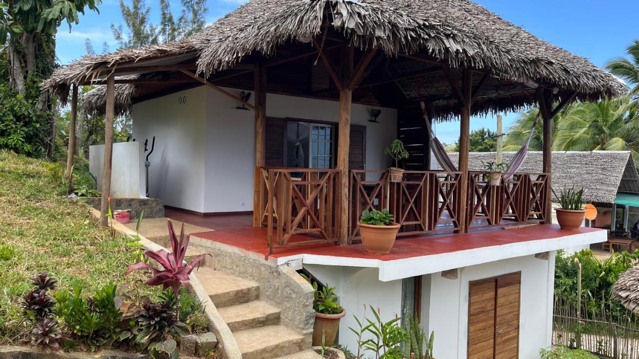 Le Chant des Vagues Île Sainte-Marie - B&B Andapanangoy