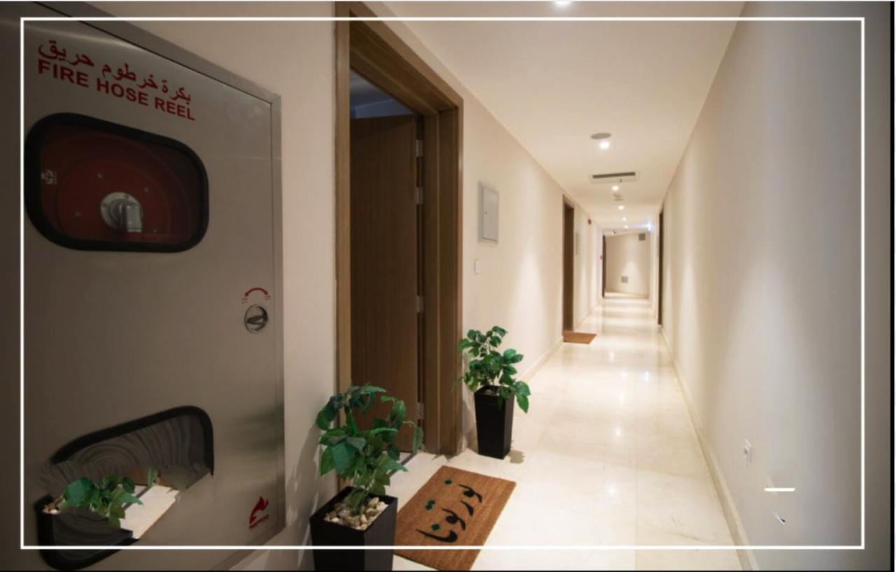 Emy's Chic Sunny Studio in Zed Towers - Bed and Breakfast Ash Shaykh Zuwayd