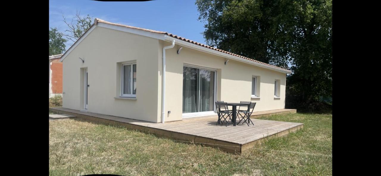 Maison neuve meublée 100 m2 - Bed and Breakfast Beautiran