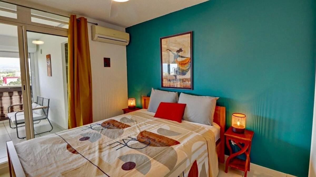 Two-Bedroom Apartment with Balcony and Sea View