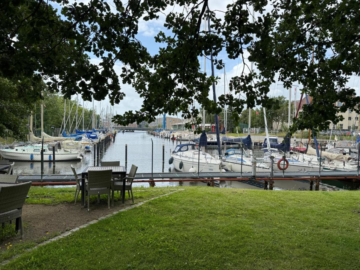 Zentrales Apartment Yachthafen free parking - B&B Bremerhaven