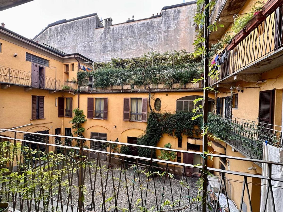 Design Apartment - Navigli - Porta Genova - Chambres d'hôtes Milan