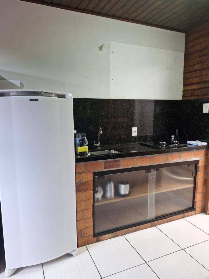 Apartamento 3,3km oktoberfest até 2 pessoas com opção de café da manhã - B&B Blumenau