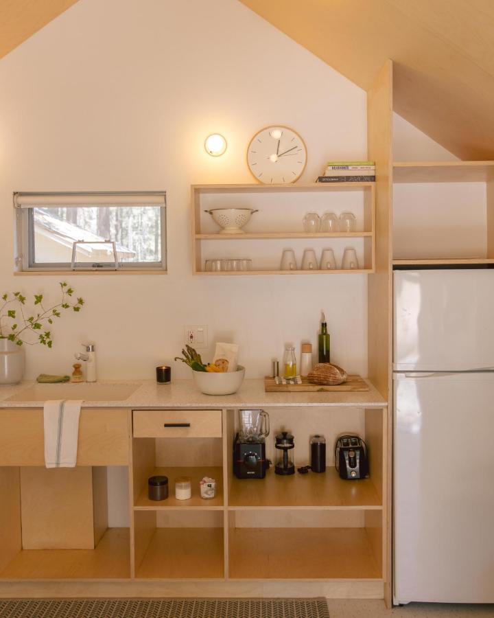 Nocturnal Beauty / C7 1 bedroom cabin