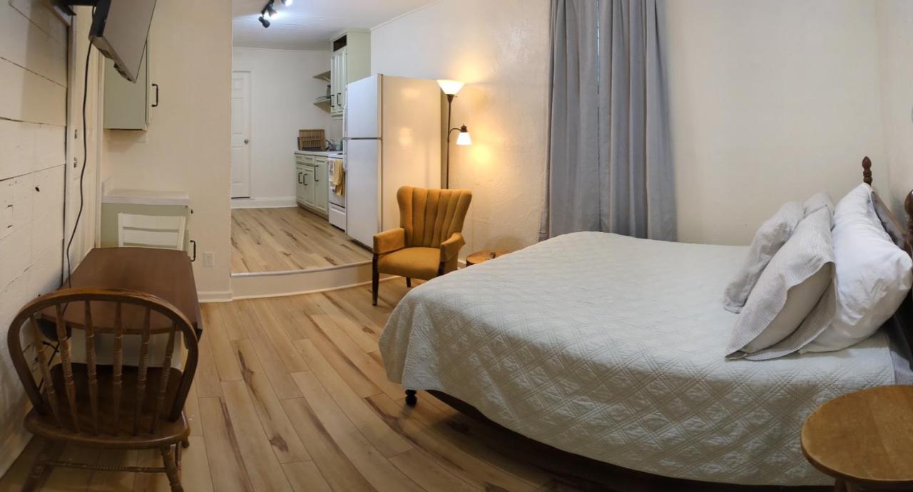 Studio Apartment near Hospitals, TJC and Downtown - Chambres d’hôtes Tyler