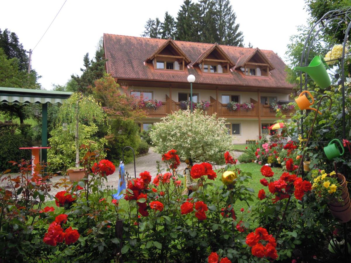 B&B Wies - Gästehaus Zur schönen Aussicht - Bed and Breakfast Wies