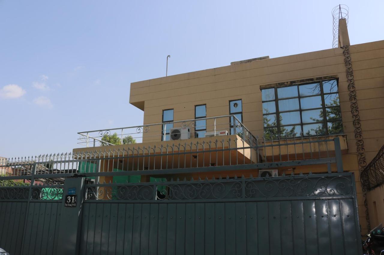 New Pak Guest House - B&B Islamabad