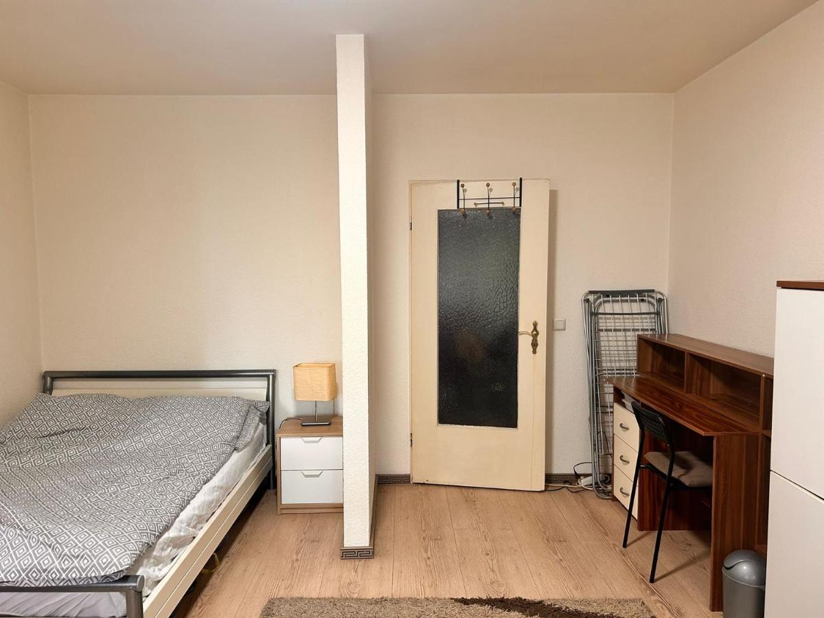 1 Zimmer Wohnung mit Küche und Bad in Dortmund Brackel - B&B Dortmund
