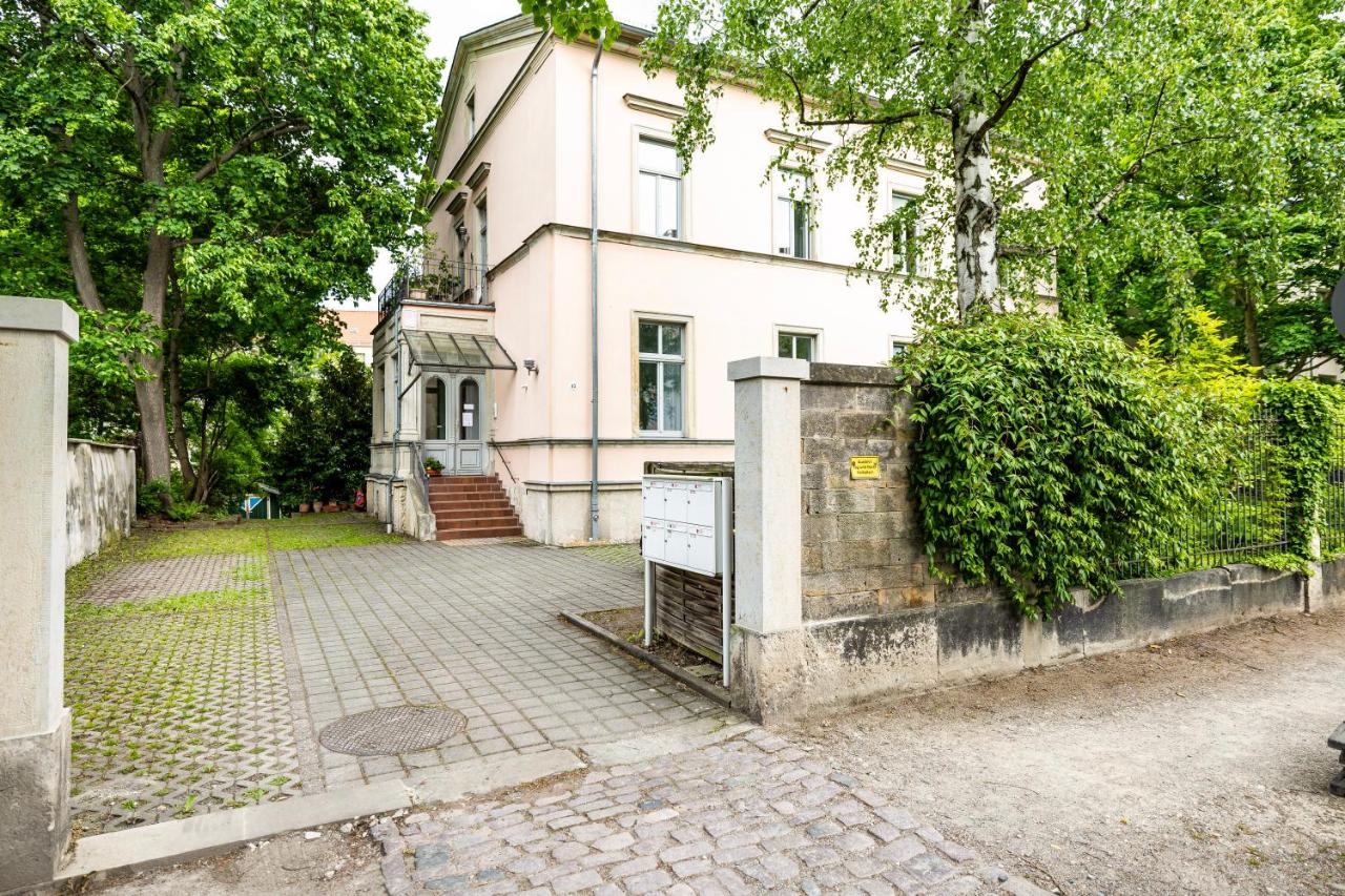 NORA Dresden direkt Hauptbahnhof - B&B Dresda