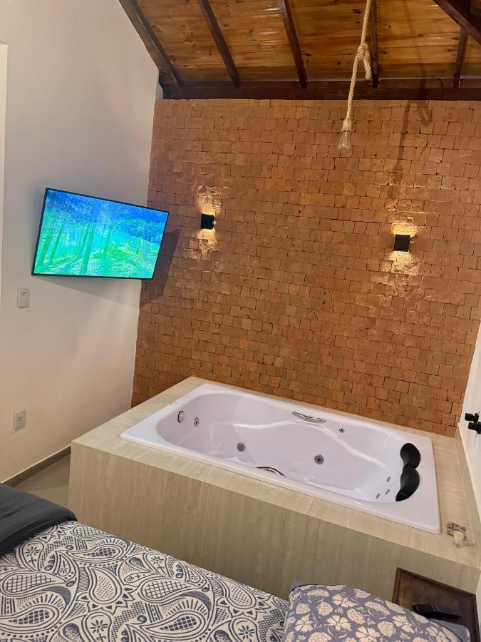 Riquezas de Lavras Novas - Chalé Safira - B&B Lavras Novas