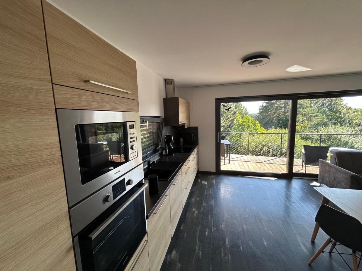 Appartamento Deluxe con 2 Camere da Letto e Balcone