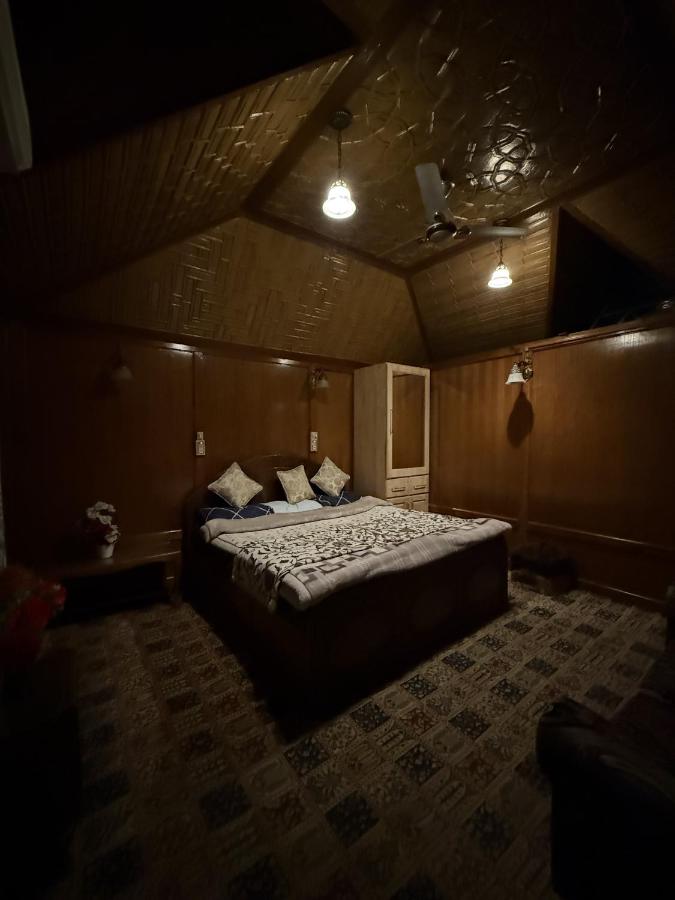 Deluxe Tweepersoonskamer (2 Volwassenen + 1 Kind)