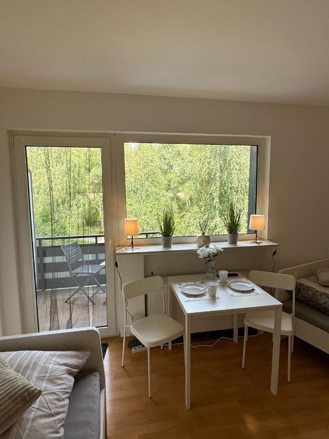 Sonniges CityNest Apartment mit Balkon und bester Verkehrsanbindung Komplette Unterkunft - B&B Essen