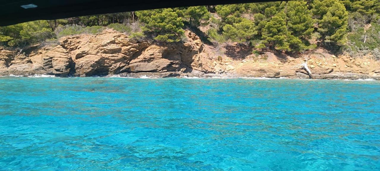 65 Rue Pierre Rameil Appartement - B&B Cavalaire-sur-Mer