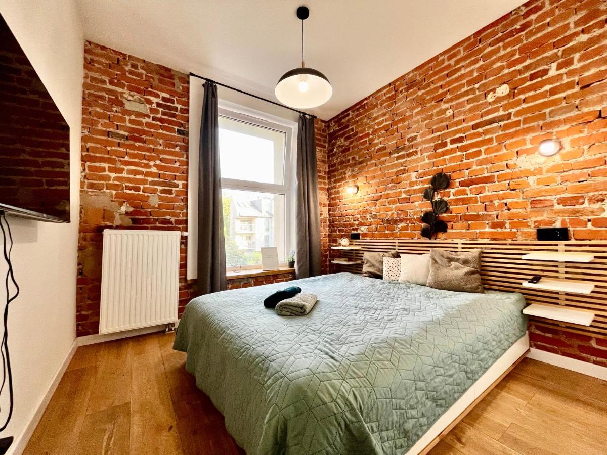 Urban Loft with Terrace - Design Apartaments - Bed and Breakfast Krakau