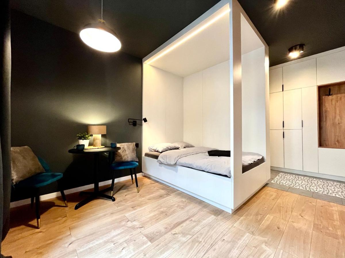 Modern Loft - Design Apartaments - Bed and Breakfast Krakau