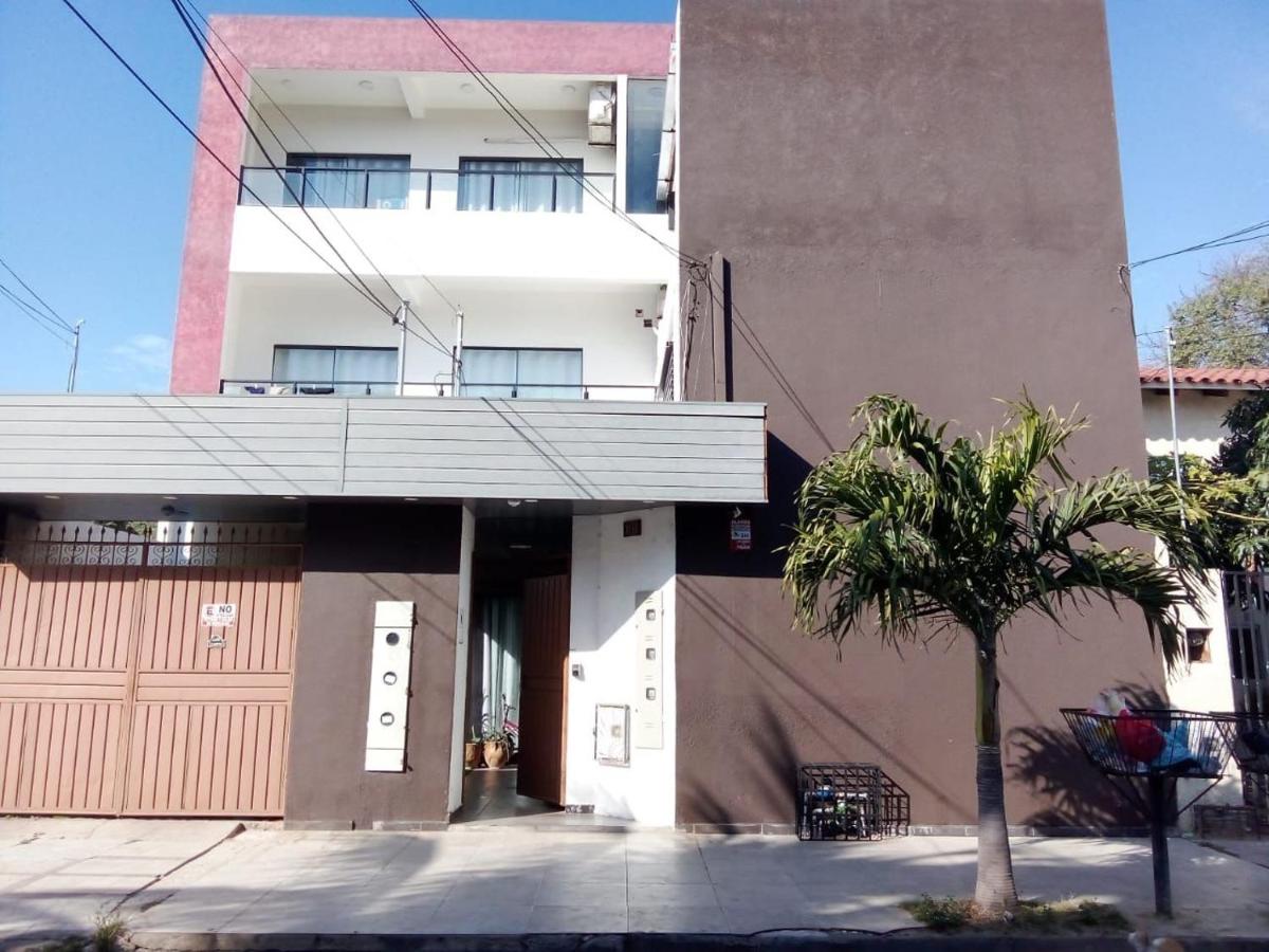 Hospedaje Zea Feria Fexpocruz - B&B Santa Cruz de la Sierra