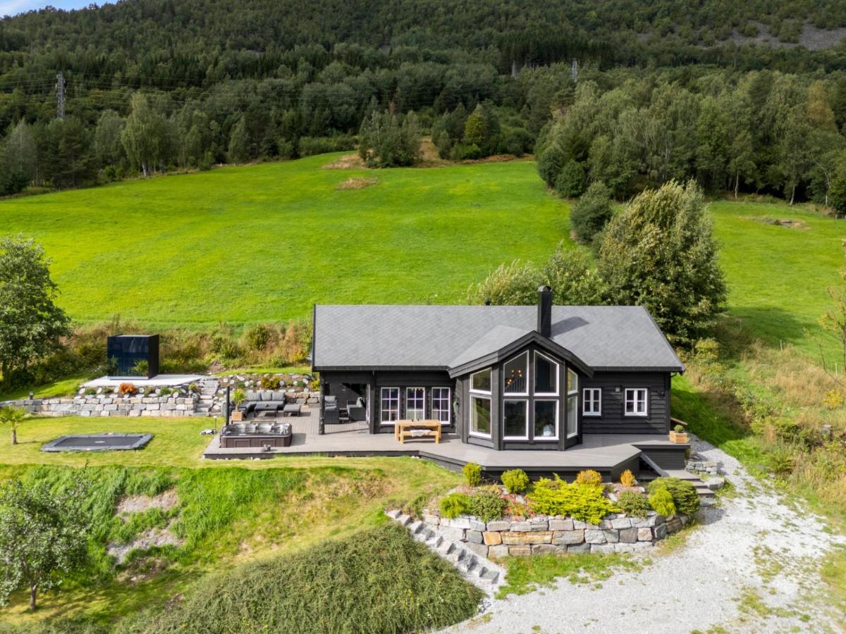 Lingåsen Panorama! - B&B Valldal