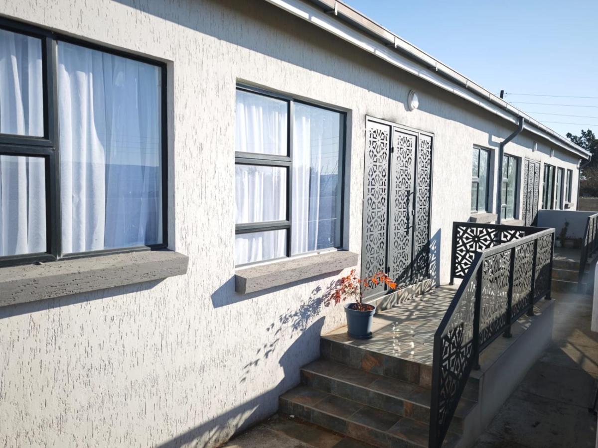 The Res Apartments - Bed and Breakfast Maseru