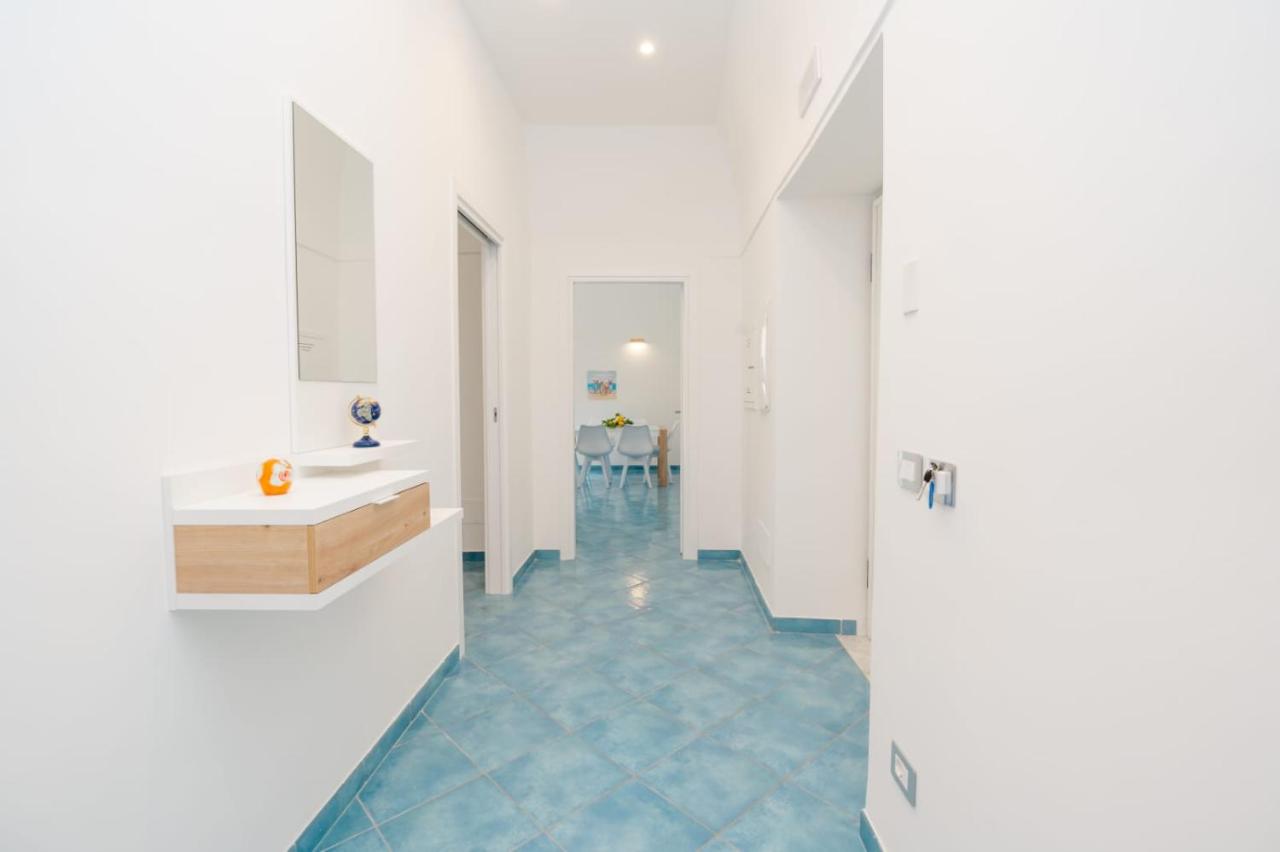 Francy holiday House NEW at 20 meters from sea - B&B Minori