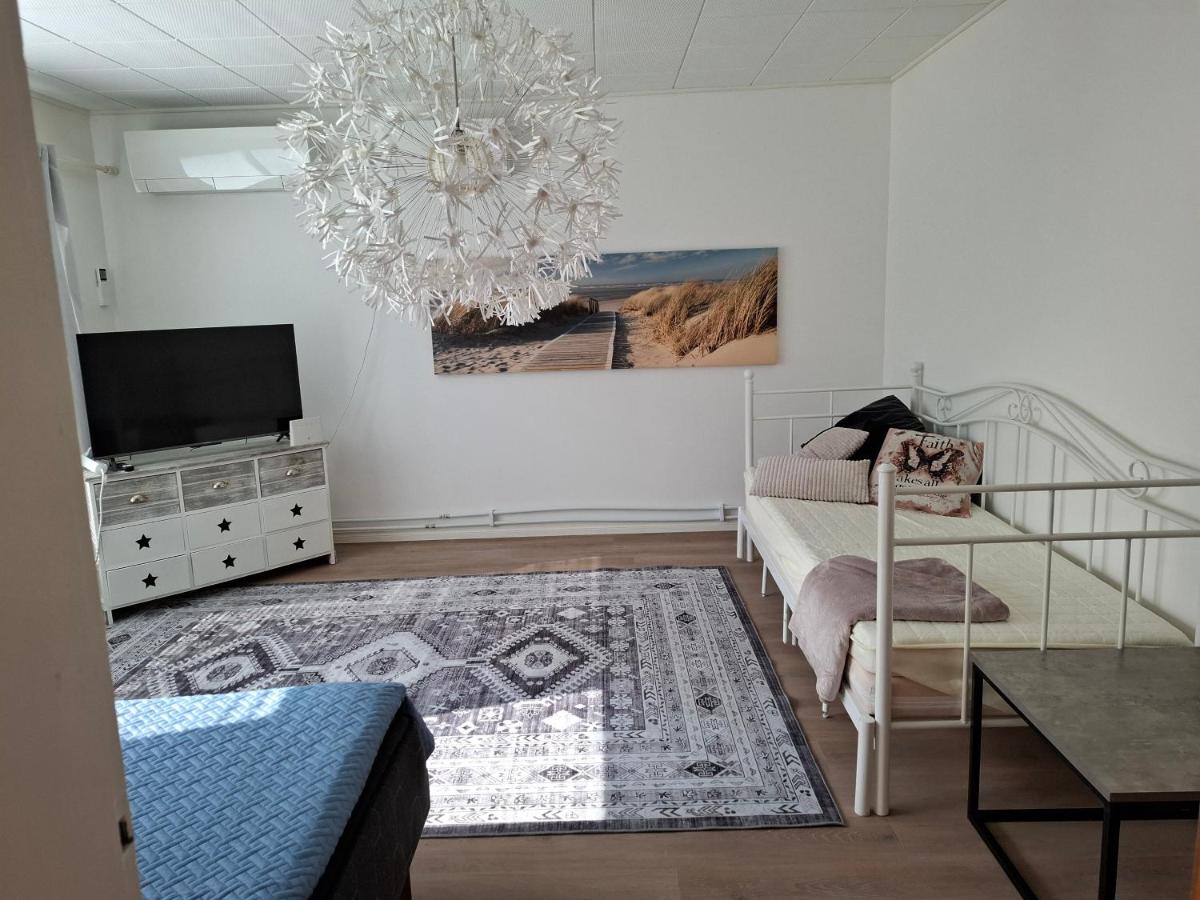 Oulaisten mökkeröinen - B&B Oulainen