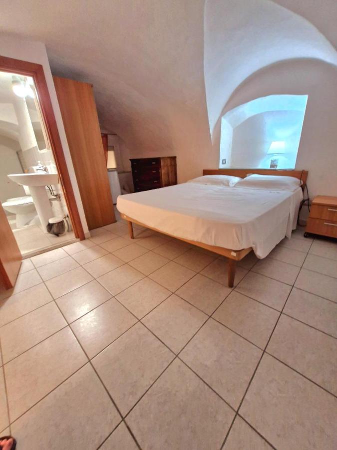 Three-Bedroom Deluxe Apartment