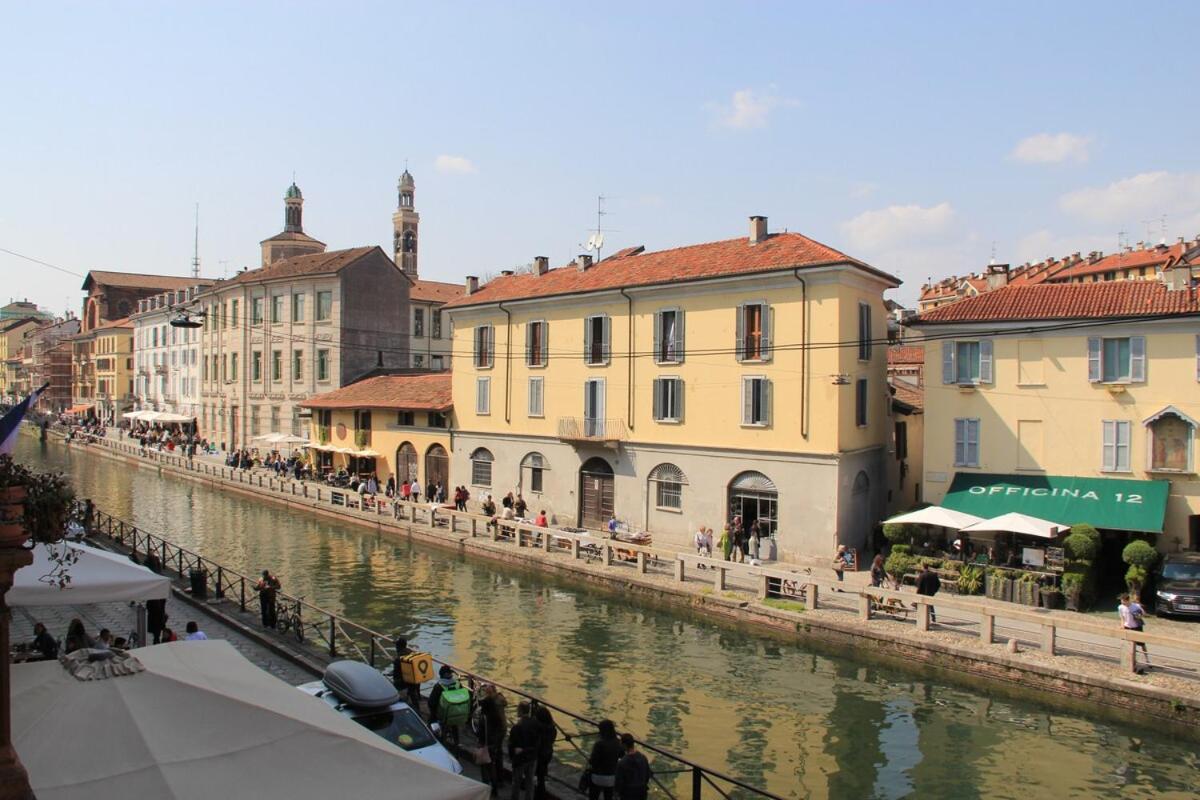 A Window on the Naviglio - B Home - Bed and Breakfast Milaan