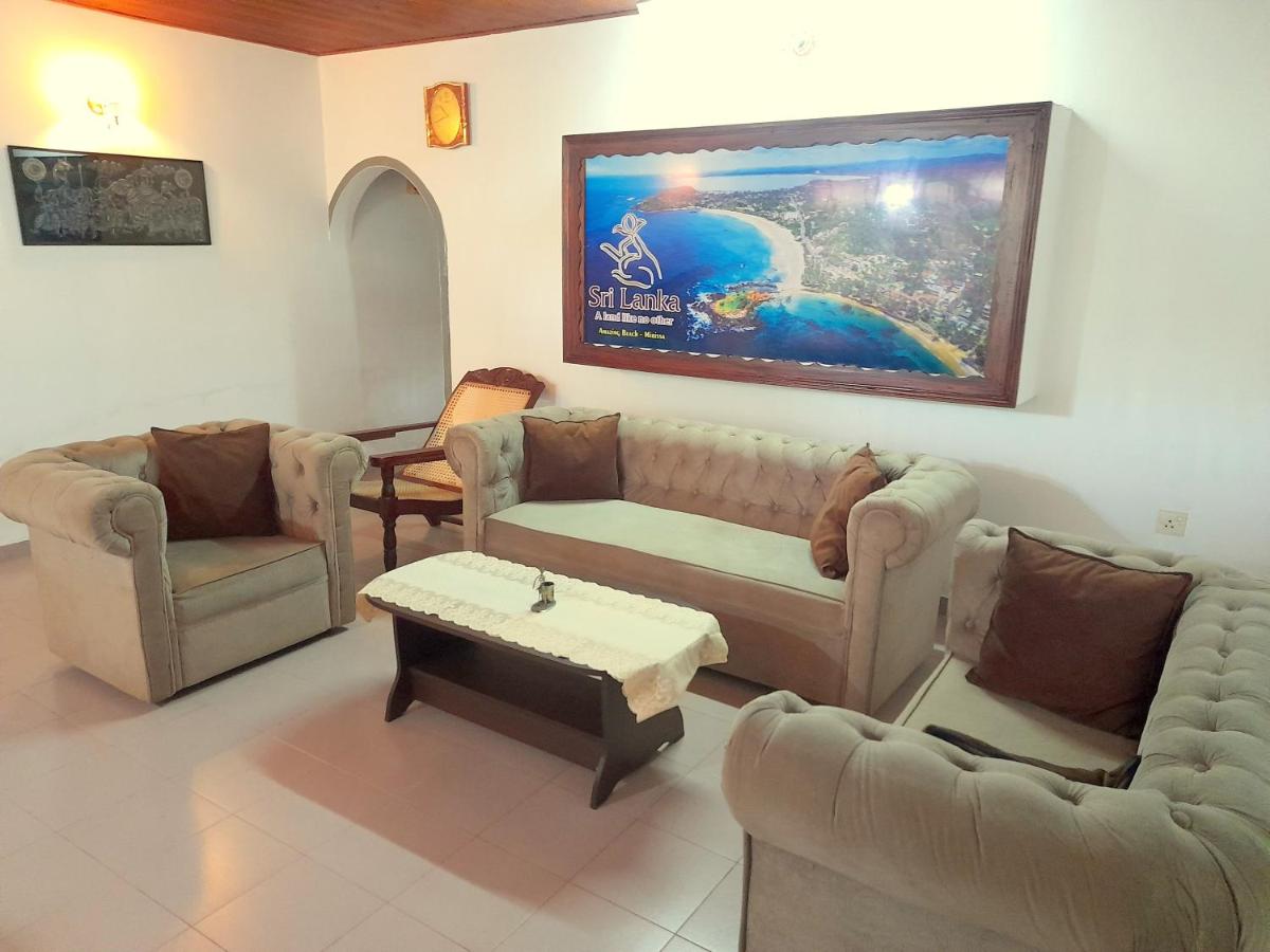 Senarath Villa - B&B Mirissa