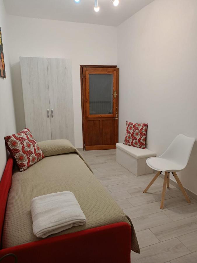 Camera Doppia con Letti Singoli