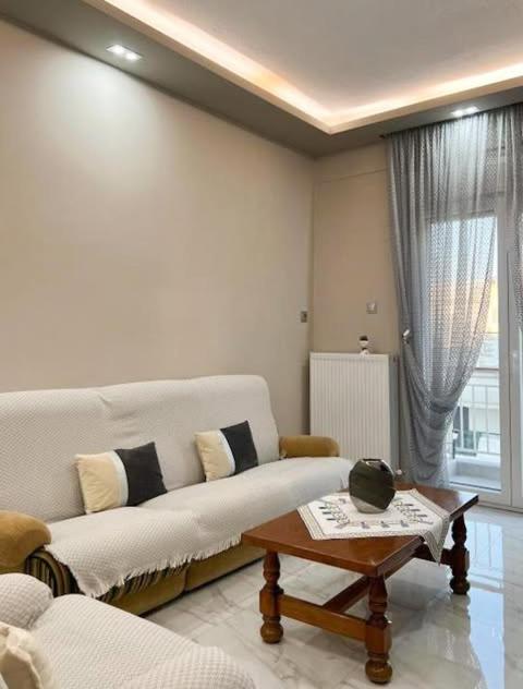 Homey Stay - Bed and Breakfast Komotini