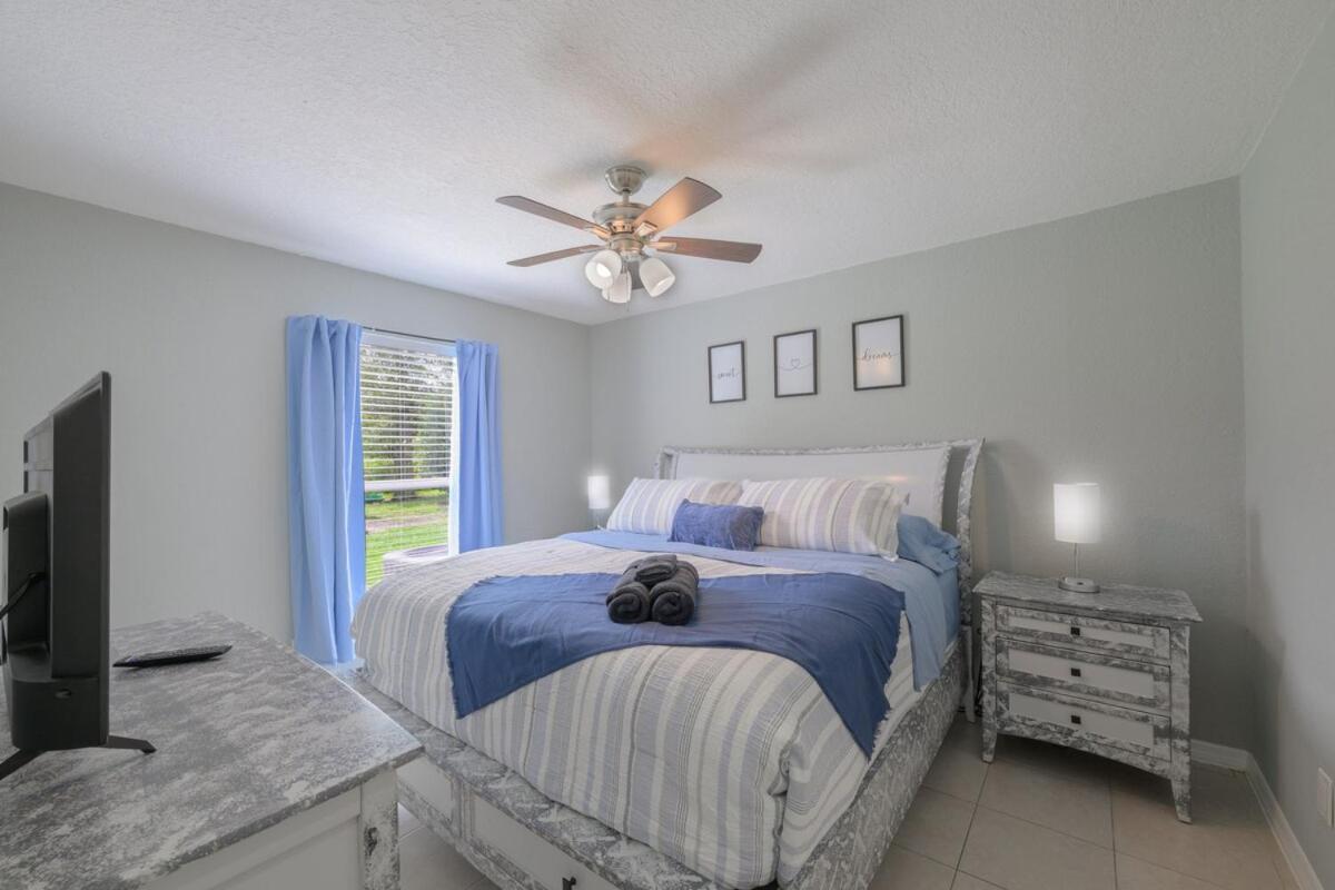 Beaches Fishing and Shopping - Bed and Breakfast Fort Pierce