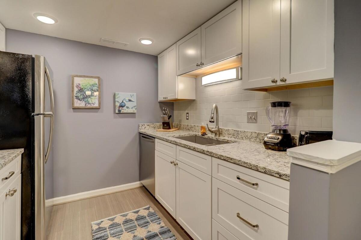 Spacious 3BR Hilton Head Getaway Pool Access - Ferienwohnung Hilton Head Island